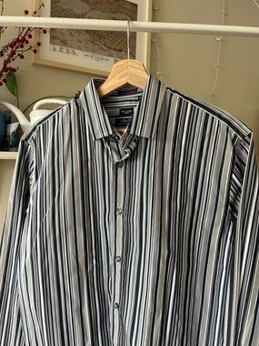 Paul Smith Men’s Striped Button-Up Shirt Large Slim
